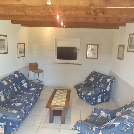 Maison,gite 8 Places Holiday home Rivieres (Tarn)